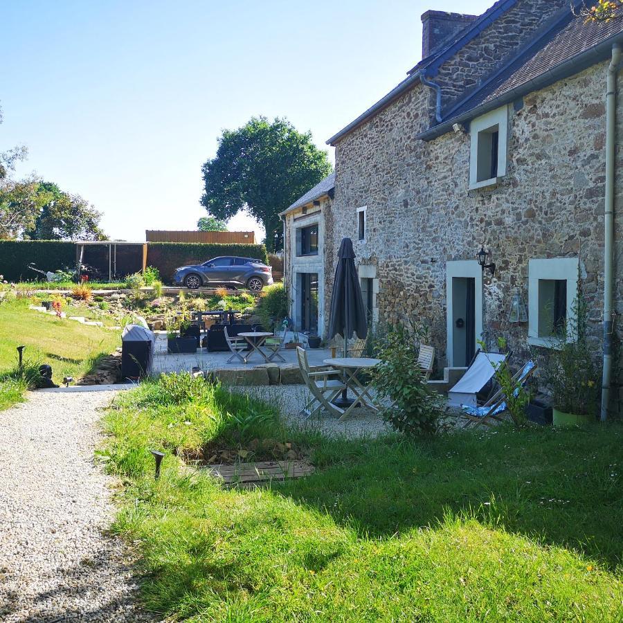 Bed and Breakfast Au Gray Du Temps Suspendu Pleslin-Trigavou Exteriér fotografie